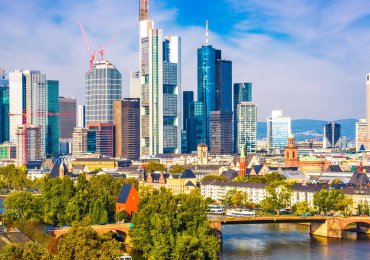 Royal Jordanian Frankfurt Office +1-888-738-0817
