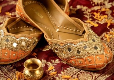 Stylish Bridal Juttis and Punjabi Bridal Juttis for Wedding Wear
