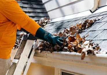 Reliable Gutter Cleaning Service Near Me