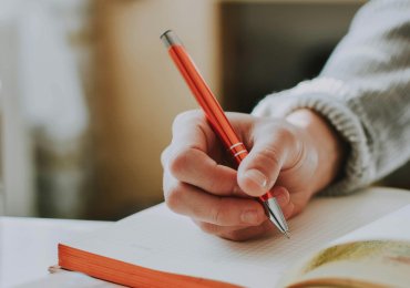 Academic Outcome Patterns Among Students Who Outsource Online Coursework