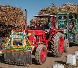 Purana Tractor